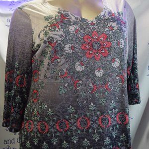 New Directions Curvy Long Sleeve Floral Screen Printed Sheer Tee Sz 3X